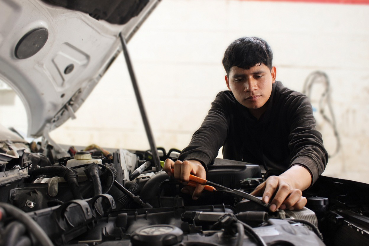 Mecanica Automotriz Reynoso 13th St location